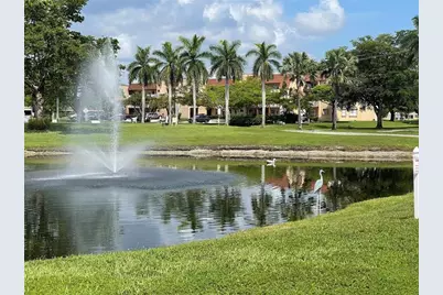 9330 S Sunrise Lakes Boulevard #304, Sunrise, FL 33322 - Photo 18