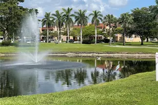 9330 S Sunrise Lakes Blvd, Sunrise, FL 33322 - Photo 18