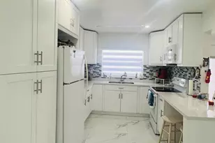 9330 S Sunrise Lakes Blvd, Sunrise, FL 33322 - Photo 1