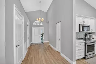 7070 Charleston Point Dr, Lake Worth, FL 33467 - Photo 6