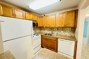 86 Markham E, Deerfield Beach, FL 33442 - Photo 8