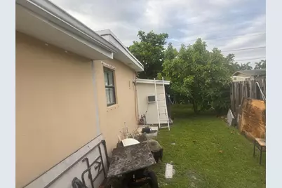 6218 NW 17th Street, Margate, FL 33063 - Photo 12