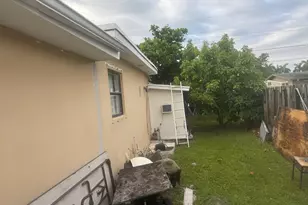 6218 NW 17th St, Margate, FL 33063 - Photo 12