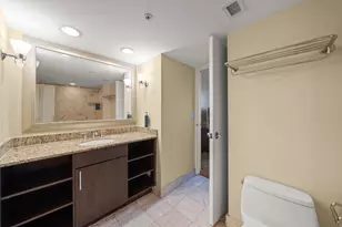 2670 E Sunrise Blvd, Fort Lauderdale, FL 33304 - Photo 22