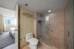 2670 E Sunrise Blvd, Fort Lauderdale, FL 33304 - Photo 4