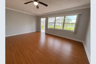 261 Suffolk, Boca Raton, FL 33434 - Photo 8