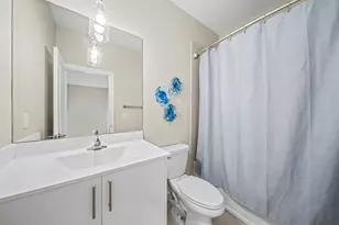 11968 NW 47th Manor, Coral Springs, FL 33076 - Photo 18