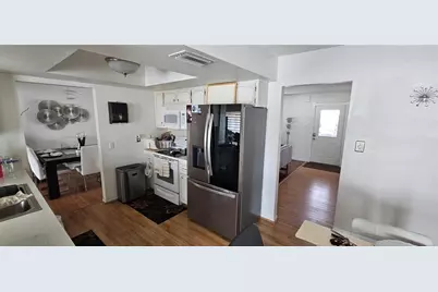 7000 NW 11th Street, Margate, FL 33063 - Photo 2