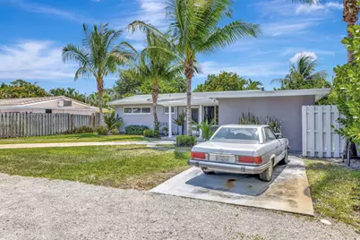 14 NE 26th Court, Wilton Manors, FL 33334 - Photo 2