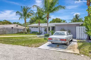 14 NE 26th Ct, Wilton Manors, FL 33334 - Photo 2