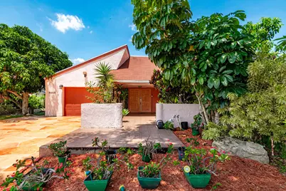 4961 SW 94th Avenue, Cooper City, FL 33328 - Photo 2