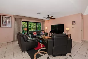 4961 SW 94th Ave, Cooper City, FL 33328 - Photo 8