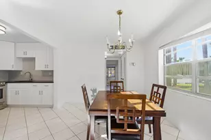 249 Burgundy F, Delray Beach, FL 33484 - Photo 8