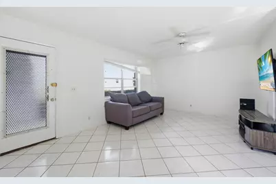249 Burgundy F, Delray Beach, FL 33484 - Photo 18