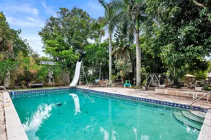 821 Omar Rd, West Palm Beach, FL 33405 - Photo 22