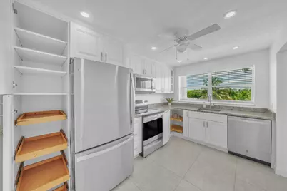 2016 S Federal Highway #404, Boynton Beach, FL 33435 - Photo 12
