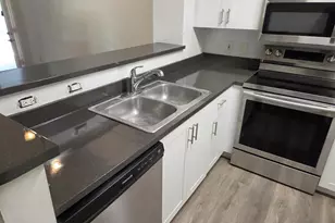 12112 St.Andrews Pl, Miramar, FL 33025 - Photo 4