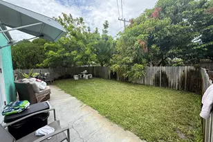 320 W 29th St, Riviera Beach, FL 33404 - Photo 24