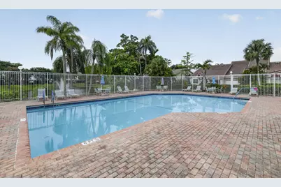 7426 Pinewalk Drive S #19-4, Margate, FL 33063 - Photo 36