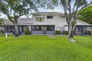 7426 Pinewalk Dr S, Margate, FL 33063 - Photo 34
