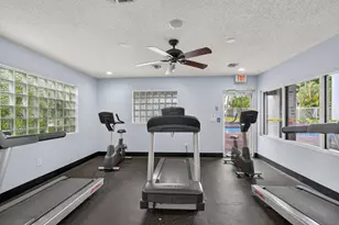 7426 Pinewalk Dr S, Margate, FL 33063 - Photo 38