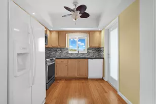 2121 NE 68th St, Fort Lauderdale, FL 33308 - Photo 10