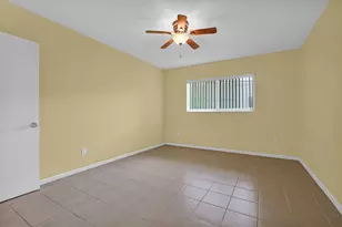 2121 NE 68th St, Fort Lauderdale, FL 33308 - Photo 24