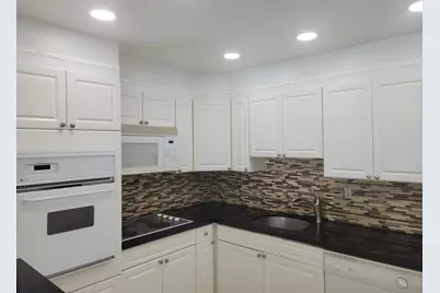 19370 Collins Avenue #623, Sunny Isles Beach, FL 33160 - Photo 2