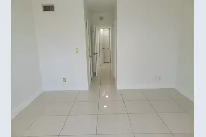 19370 Collins Avenue #623, Sunny Isles Beach, FL 33160 - Photo 16