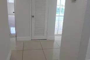 19370 Collins Ave, Sunny Isles Beach, FL 33160 - Photo 18