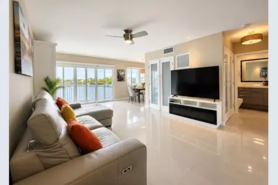 1201 S Riverside Drive #307, Pompano Beach, FL 33062 - Photo 1