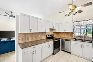 7883 Blackwood Ln, Greenacres, FL 33467 - Photo 10