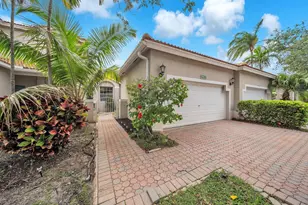 2851 E Aragon Blvd, Sunrise, FL 33313 - Photo 2
