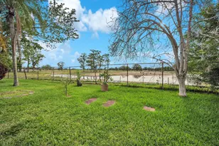 2851 E Aragon Blvd, Sunrise, FL 33313 - Photo 30