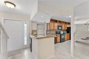 2704 Vision Dr, Palm Beach Gardens, FL 33418 - Photo 12