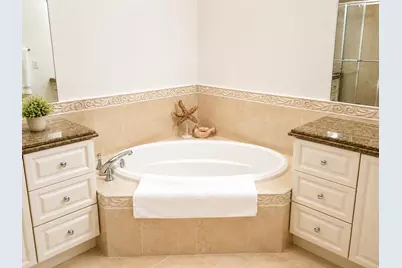 13 W Harbour Isle Dr Drive W #101, Fort Pierce, FL 34949 - Photo 6