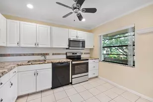 21852 Arriba Real, Boca Raton, FL 33433 - Photo 8