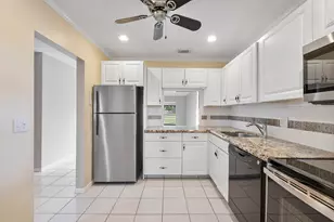 21852 Arriba Real, Boca Raton, FL 33433 - Photo 6