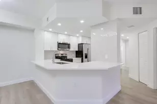 3023 Alcazar Pl, Palm Beach Gardens, FL 33410 - Photo 2