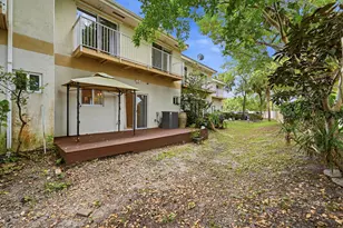 8464 Lagos De Campo Blvd, Tamarac, FL 33321 - Photo 42