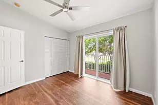 8464 Lagos De Campo Blvd, Tamarac, FL 33321 - Photo 20