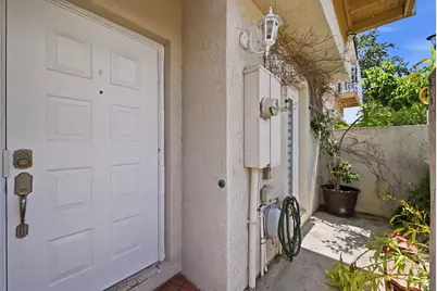 8464 Lagos De Campo Boulevard, Tamarac, FL 33321 - Photo 12