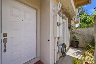 8464 Lagos De Campo Blvd, Tamarac, FL 33321 - Photo 12