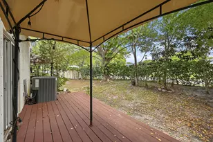 8464 Lagos De Campo Blvd, Tamarac, FL 33321 - Photo 40