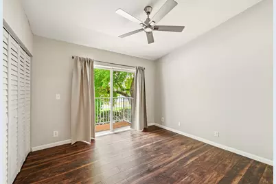 8464 Lagos De Campo Boulevard, Tamarac, FL 33321 - Photo 16