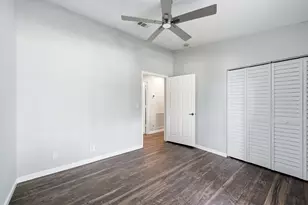 8464 Lagos De Campo Blvd, Tamarac, FL 33321 - Photo 20