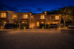 8464 Lagos De Campo Blvd, Tamarac, FL 33321 - Photo 8