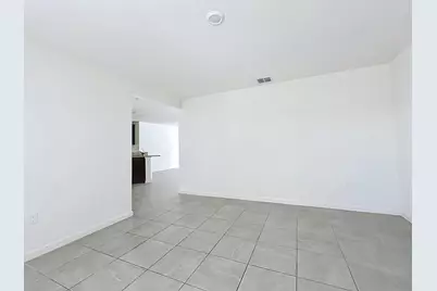 8650 W Lake George Cir W, Macclenny, FL 32063 - Photo 6