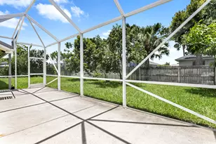 106 Venetian Ln, Royal Palm Beach, FL 33411 - Photo 16