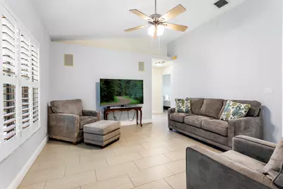 106 Venetian Lane, Royal Palm Beach, FL 33411 - Photo 8